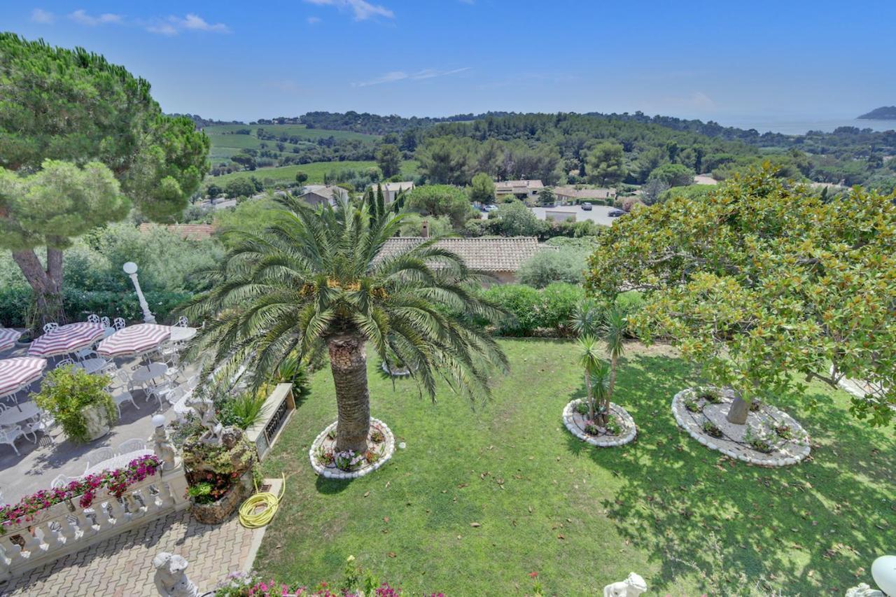 Le Chateau De Mei Lese La Croix-Valmer Bagian luar foto