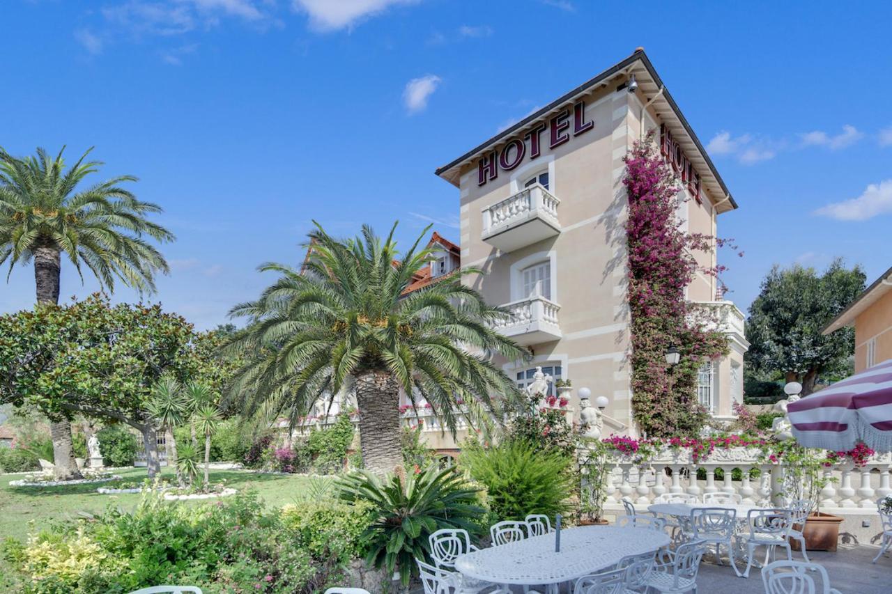 Le Chateau De Mei Lese La Croix-Valmer Bagian luar foto
